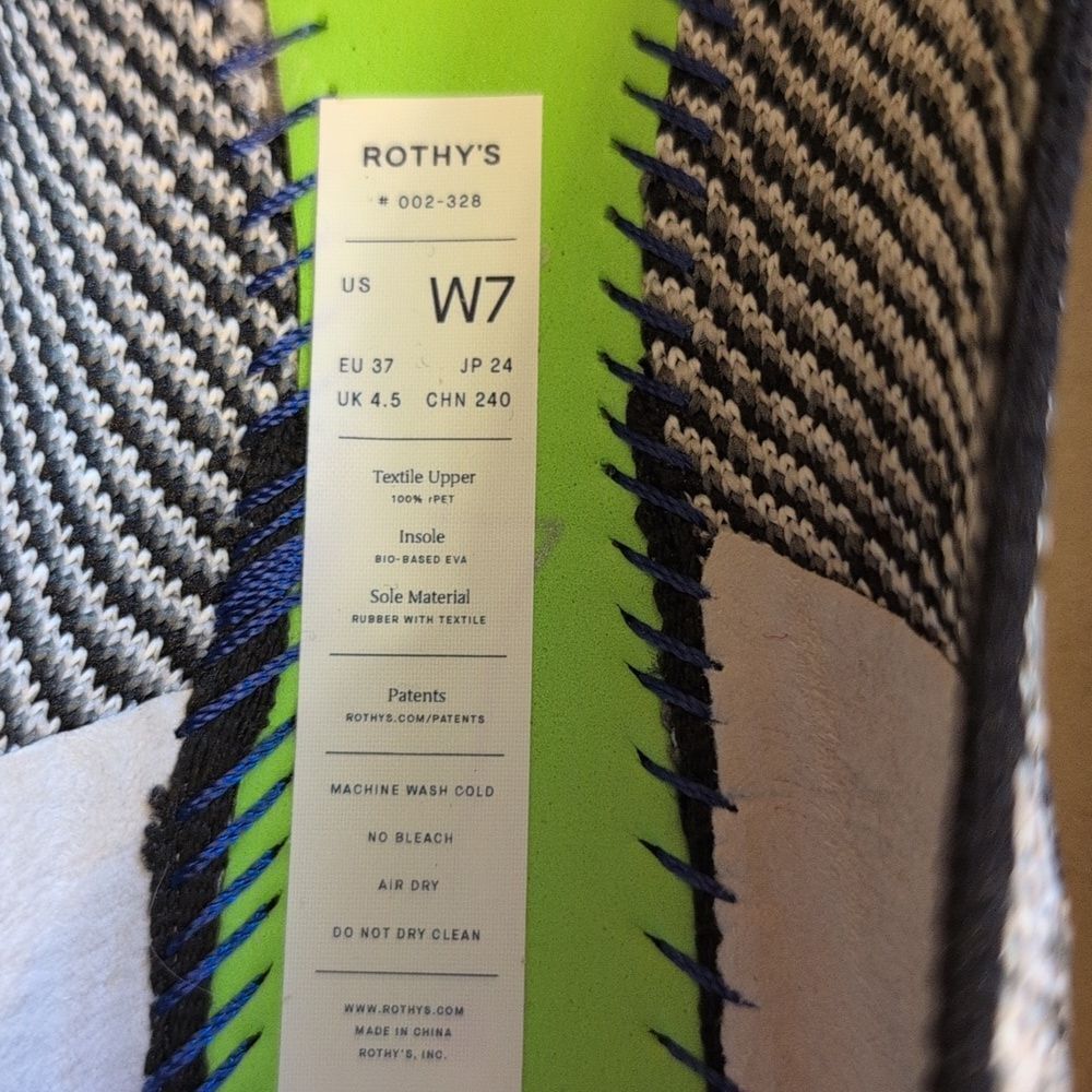 Rothys The Point Toe Flats Python Rare Retired Bl… - image 4